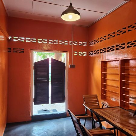 Gecko Guesthouse Пантай-Ченанг Екстер'єр фото