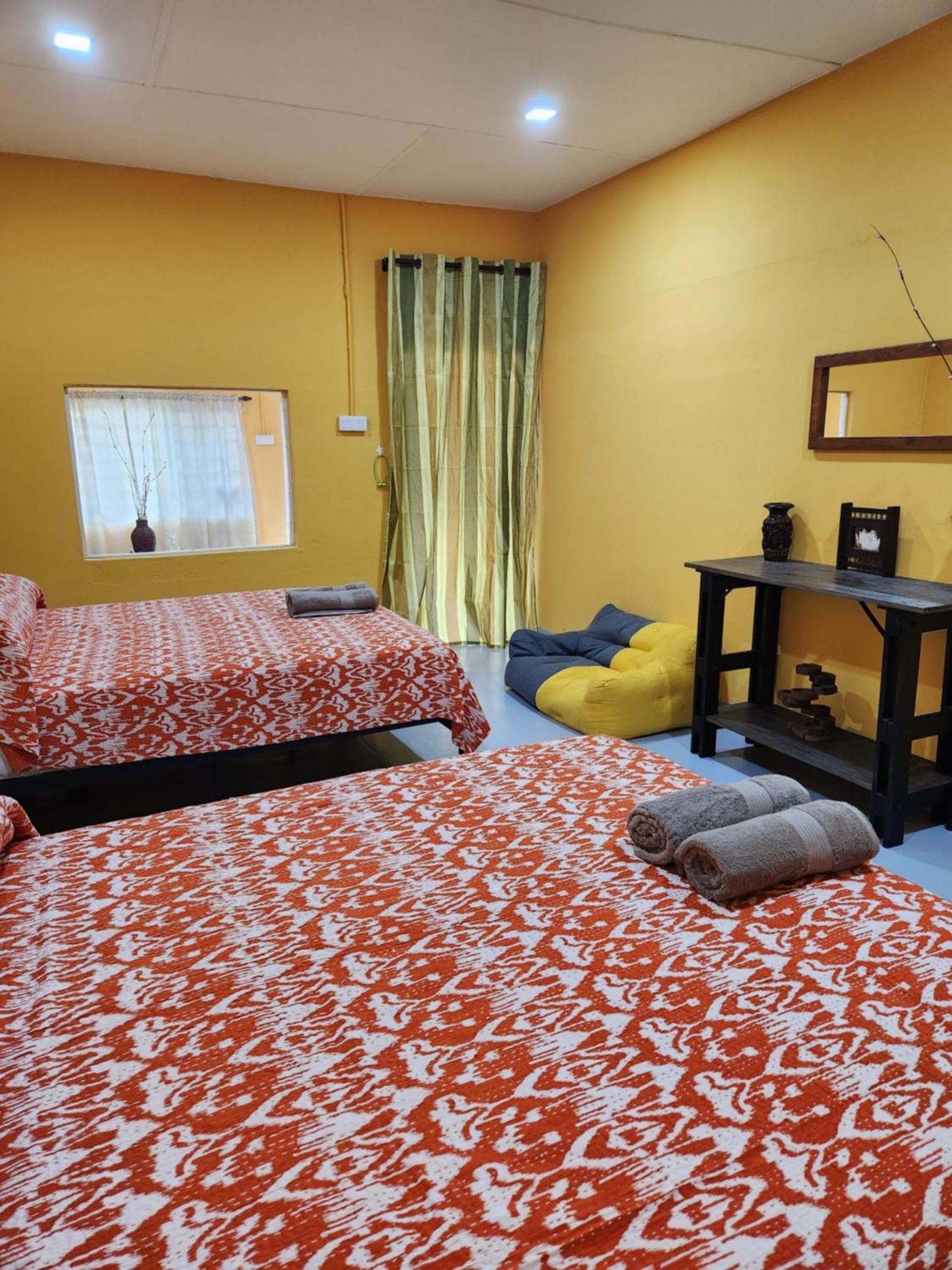 Gecko Guesthouse Пантай-Ченанг Номер фото