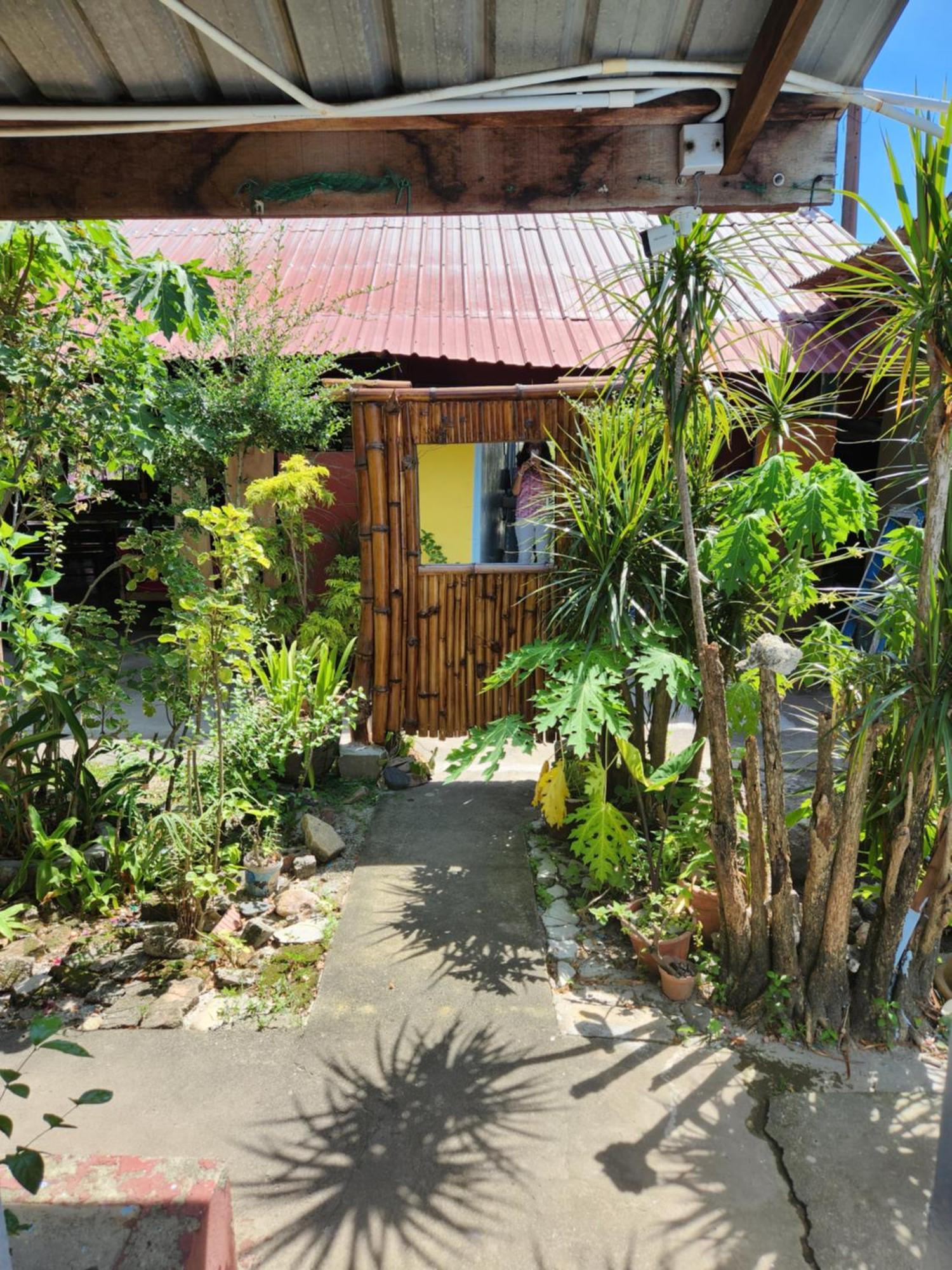Gecko Guesthouse Пантай-Ченанг Екстер'єр фото