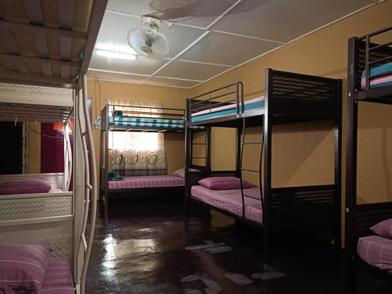 Gecko Guesthouse Пантай-Ченанг Екстер'єр фото